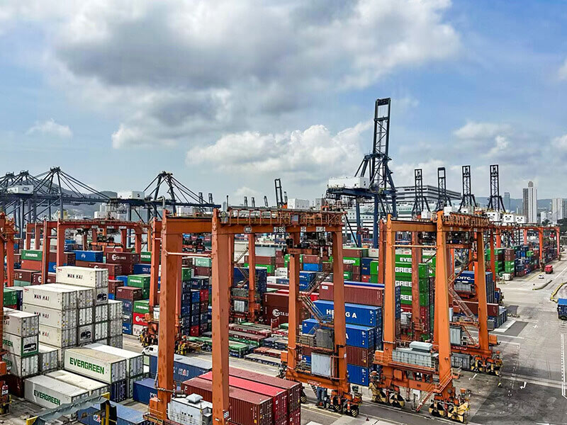 RTG oil-to-electricity conversion project at Hutchison Whampoa's Hong Kong terminal.